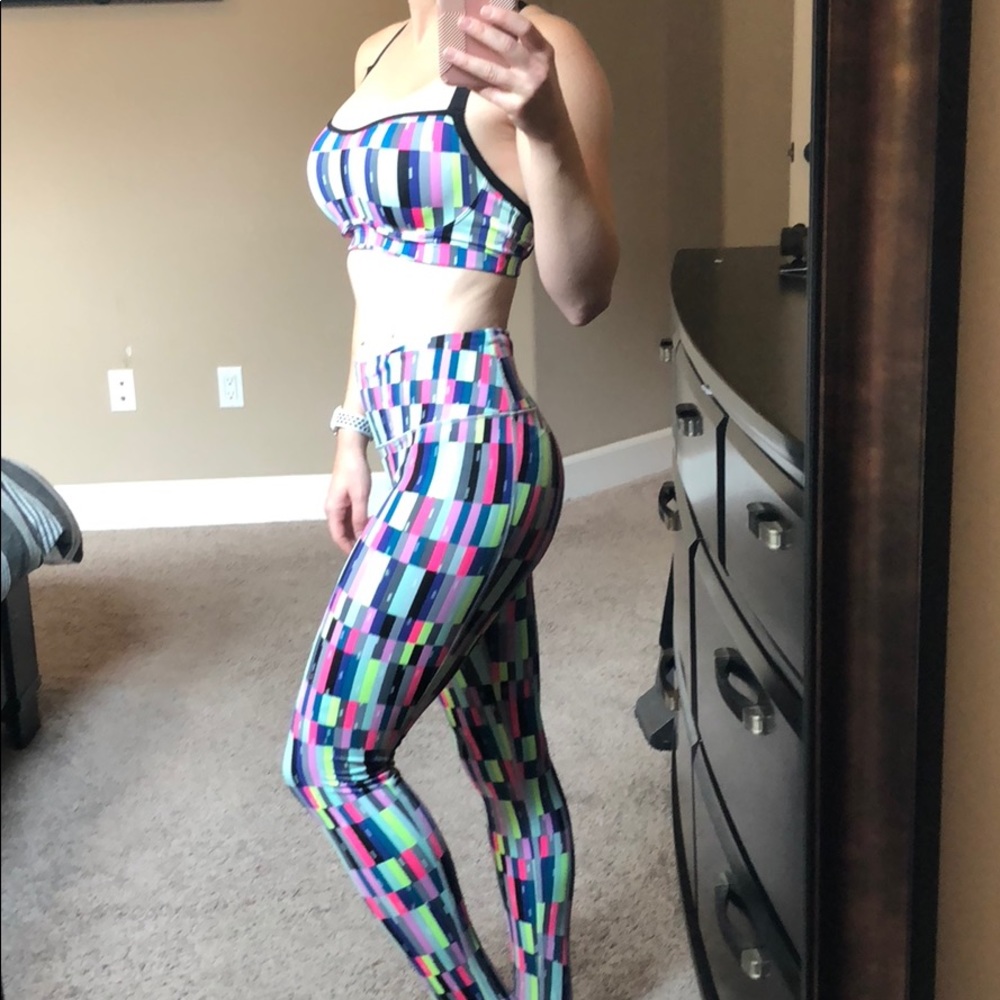 ♥️Victoria Secret Leggings/Sports Bra Set ♥️